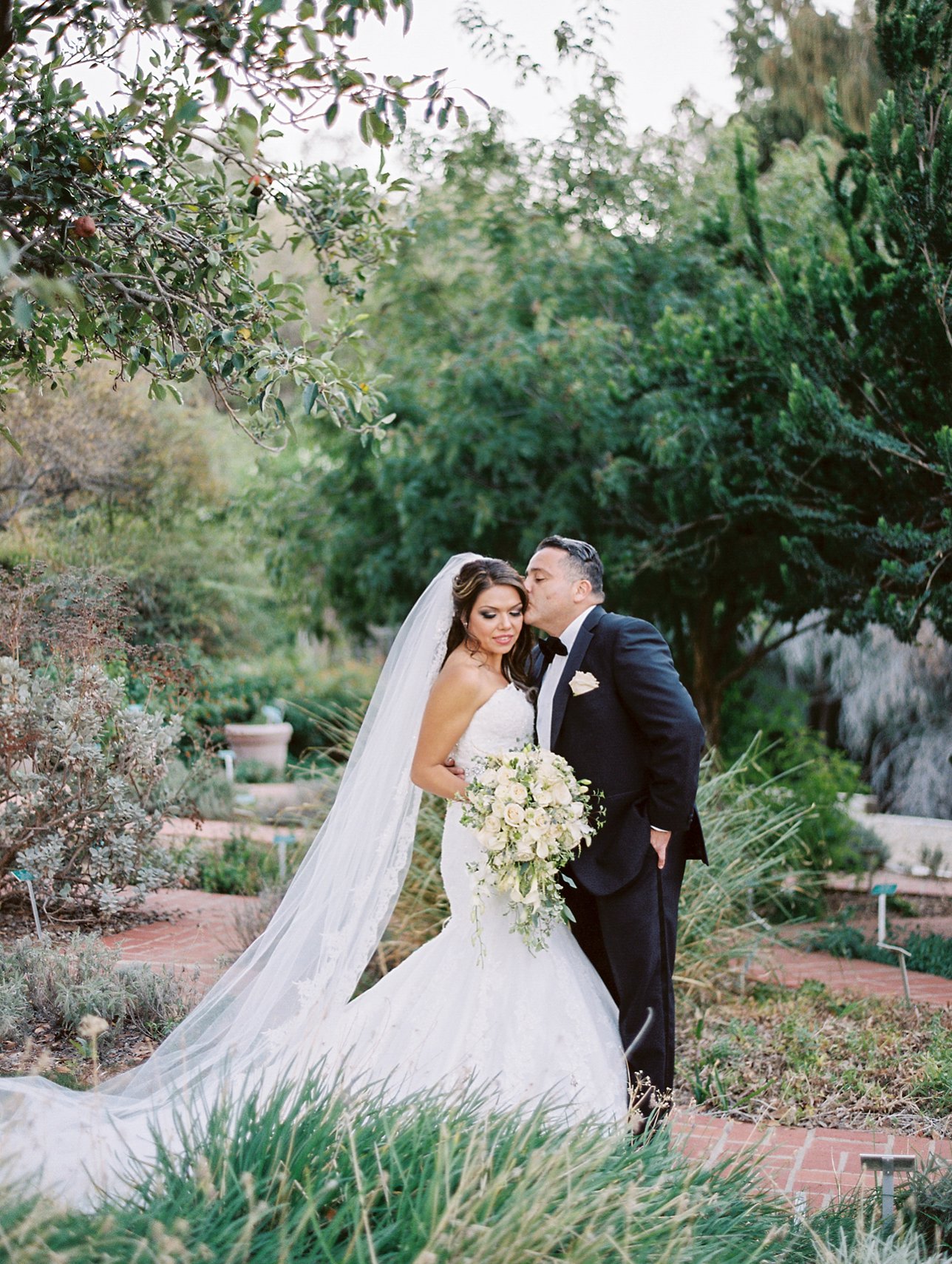 UCR Botanic Garden wedding photos - Scottsdale Wedding Photographer | Rachel Solomon Photography_7904a