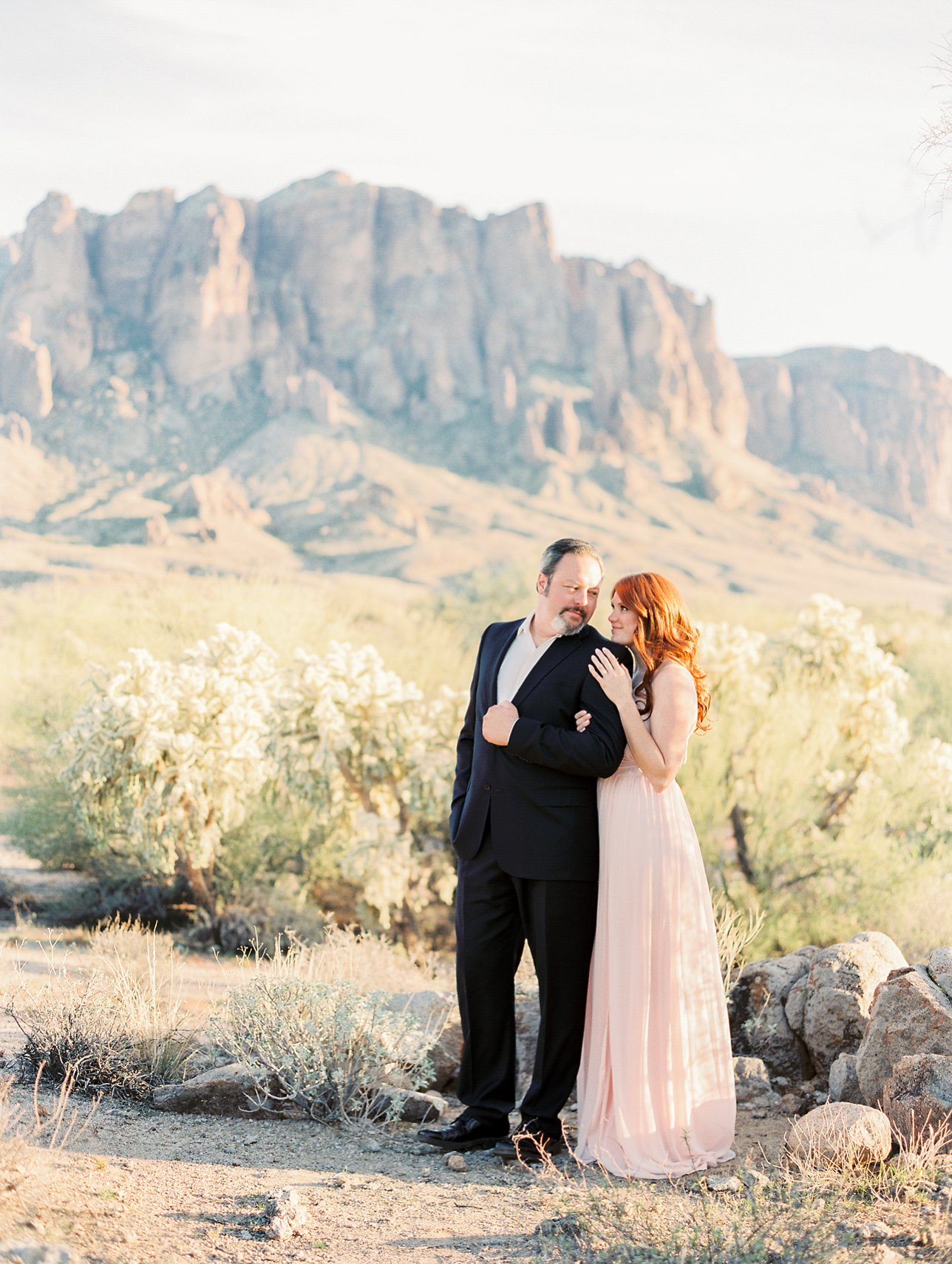 Superstition Mountain engagement photos - Scottsdale Wedding Photographer | Rachel Solomon Photography_8047