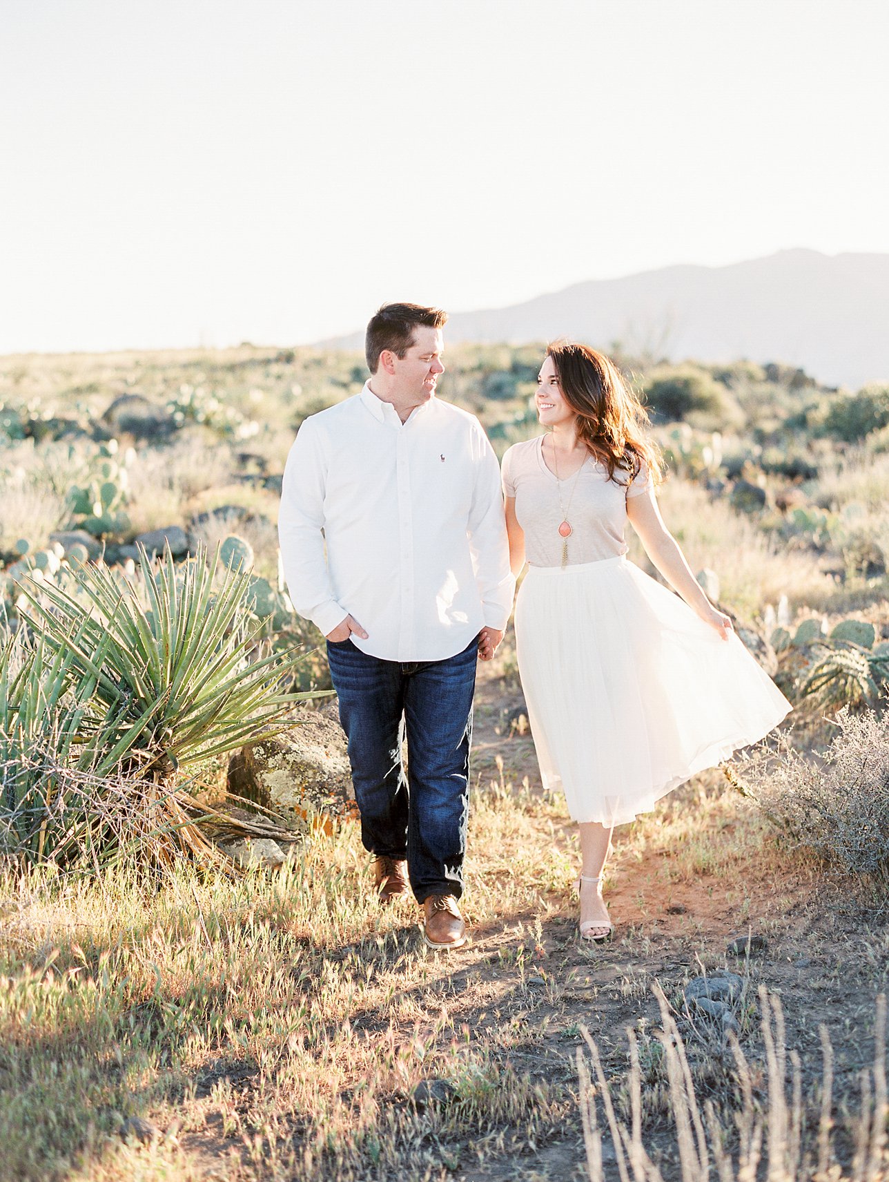 Desert engagement photos - Scottsdale Wedding Photographer | Rachel Solomon Photography_8224