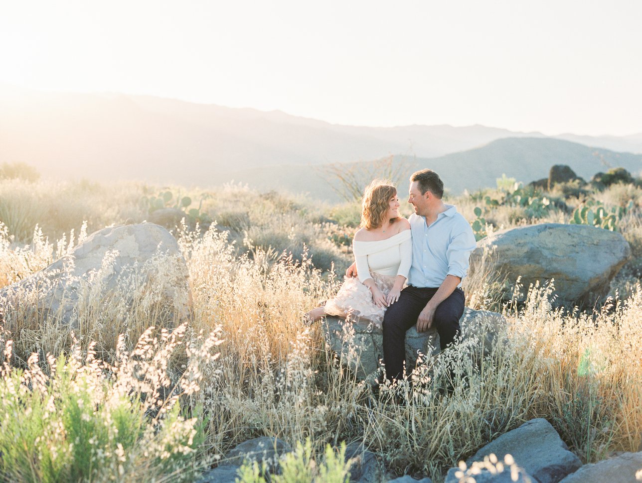 Desert engagement photos - Scottsdale Wedding Photographer | Rachel Solomon Photography_8566