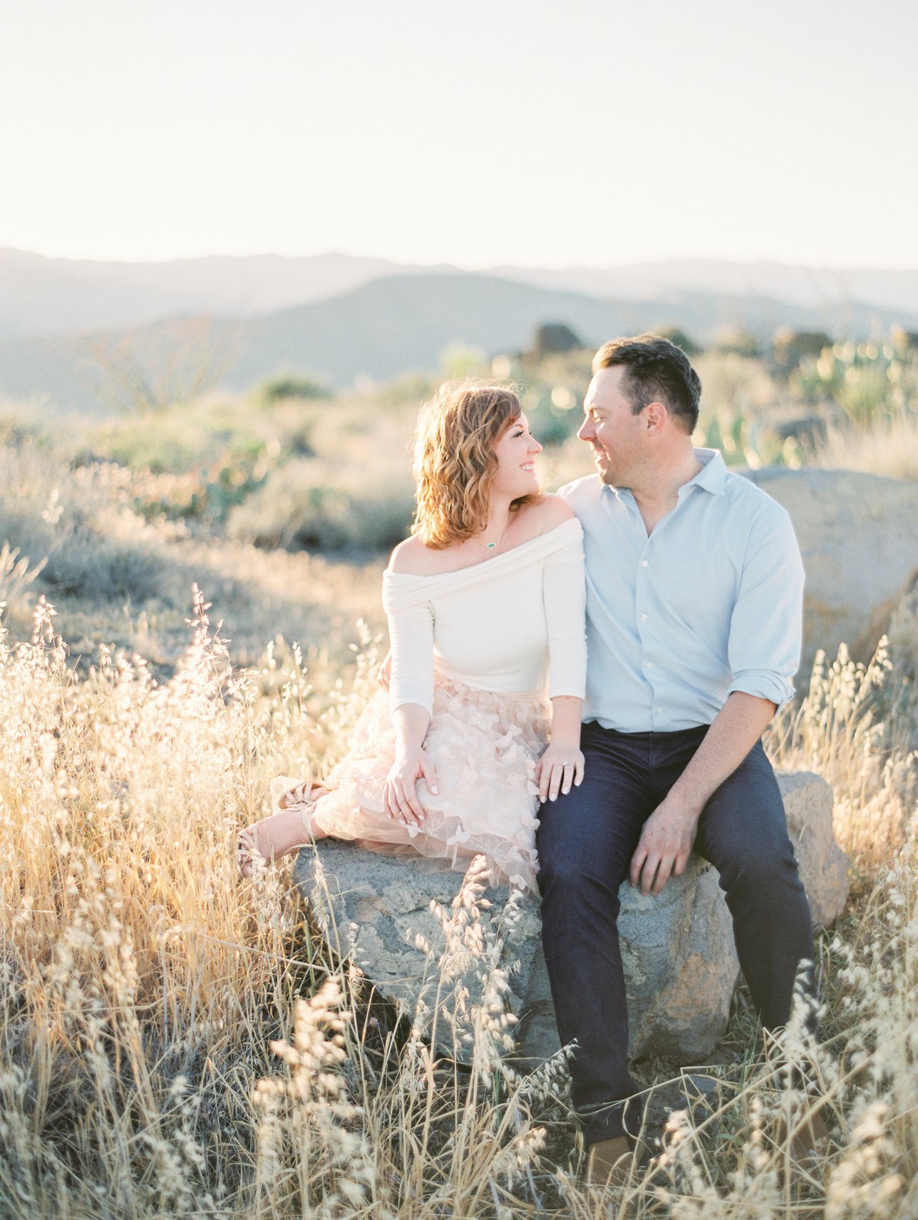 Desert engagement photos - Scottsdale Wedding Photographer | Rachel Solomon Photography_8570