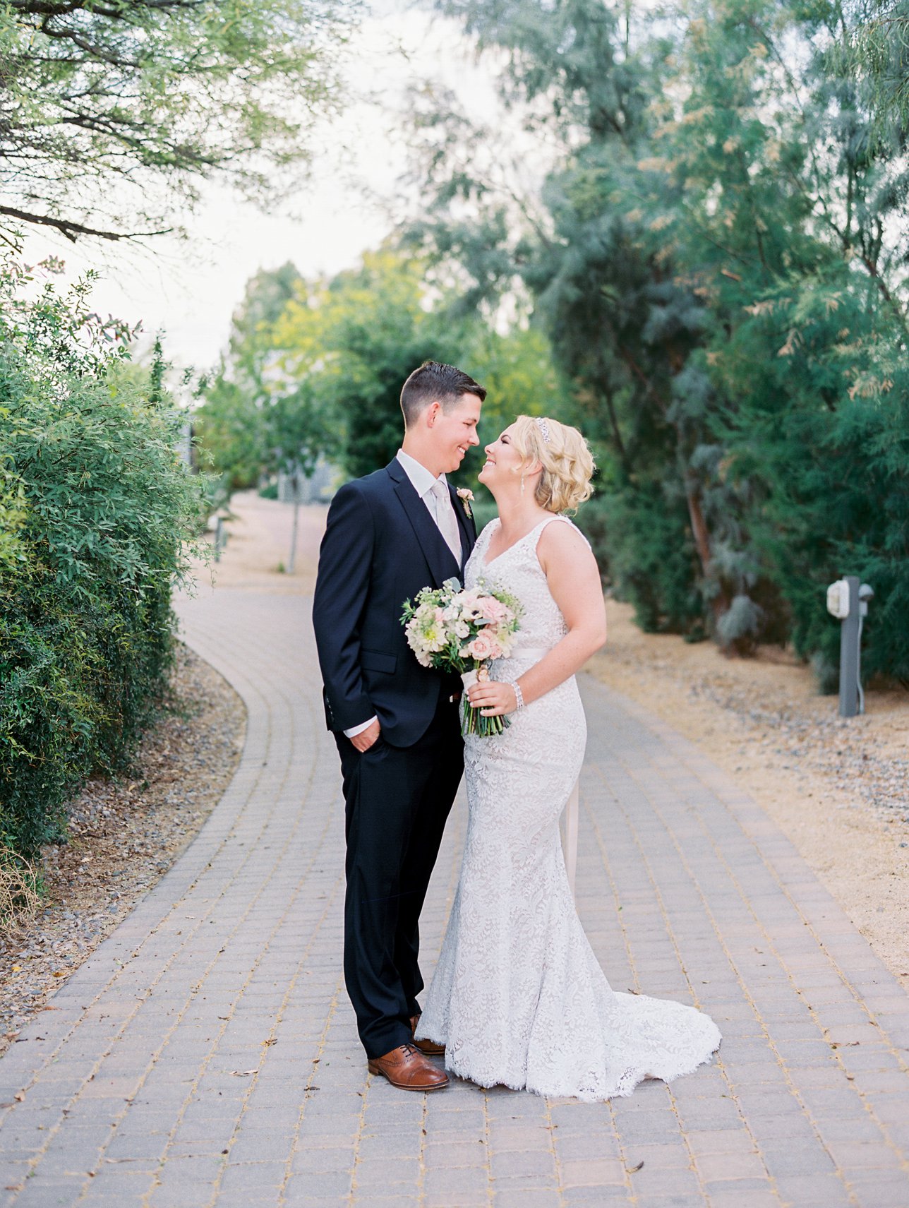 Windmill Winery wedding photos - Scottsdale Wedding Photographer | Rachel Solomon Photography_8579