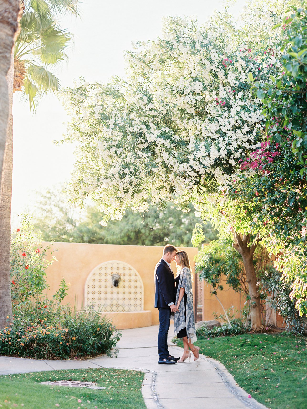 Royal Palms engagement photos - Scottsdale Wedding Photographer | Rachel Solomon Photography_8642