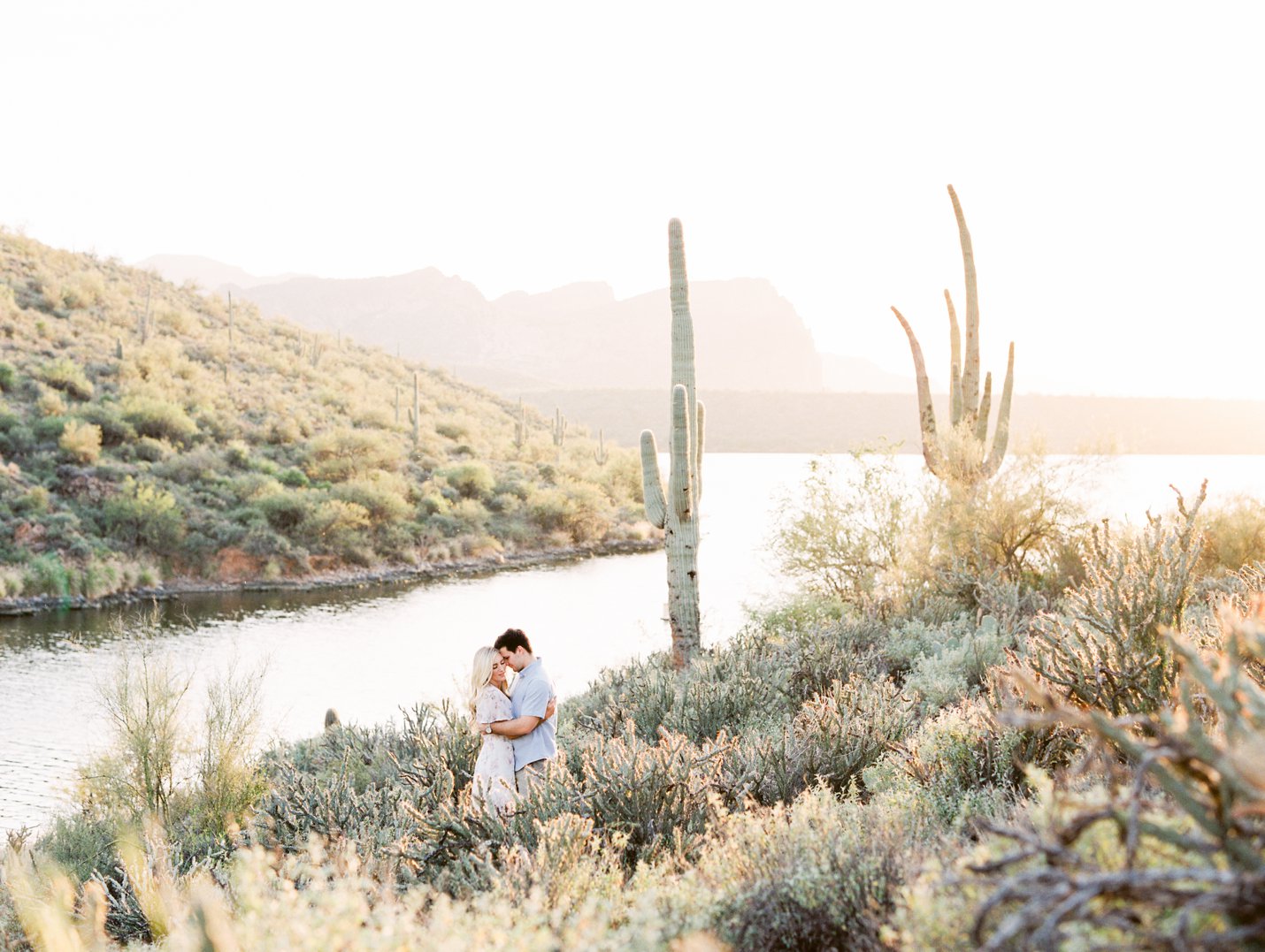 Saguaro Lake Anniversary Session - Rachel Solomon Photography